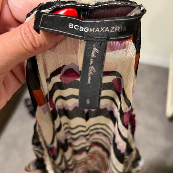 BCBGMAXAZRIA Small
Rory Multicolor Silk Peasant Dress - Picture 6 of 7
